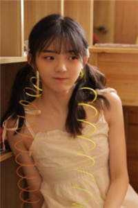 奸臣的话痨婢女